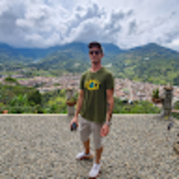 Meet your Posher, Patrick - Picture 1 of 1